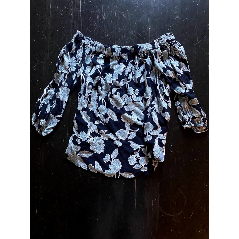 Floral, off-the-shoulder shirt